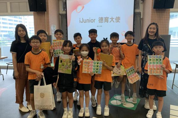 12 位 iJunior 正向大使