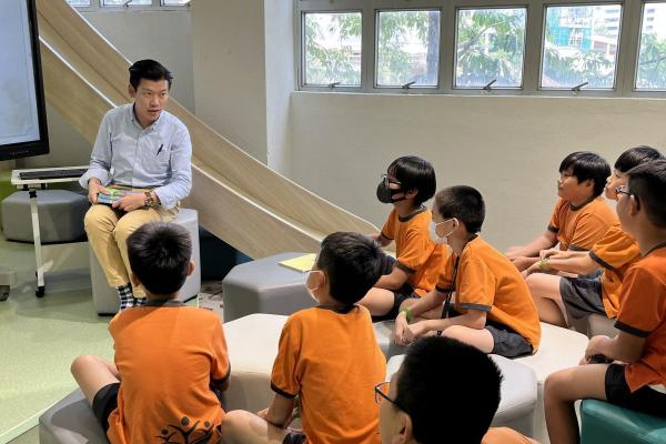 Mr Leung shared his favourite book.