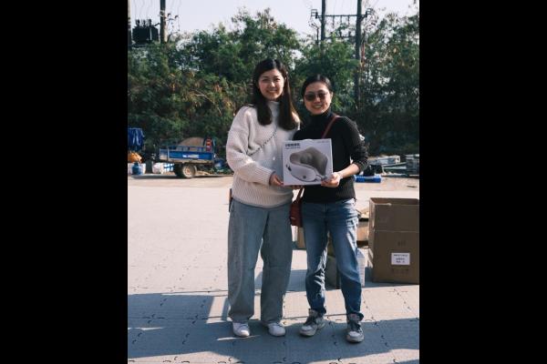 幸運兒笑得多甜